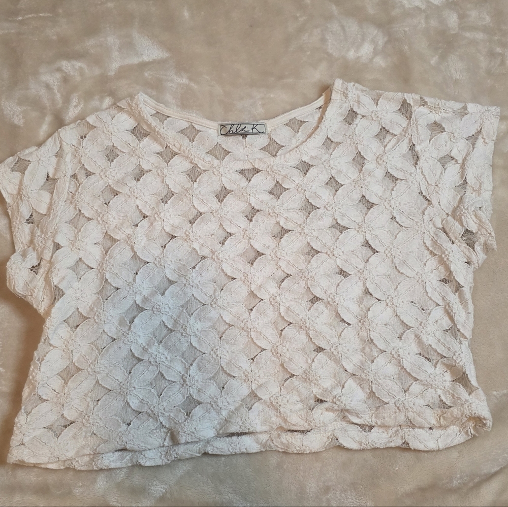 Chloe K Floral Lace Top in Cream
